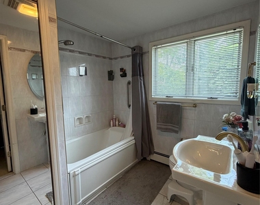 3 Deeringwood Lane - Photo Thumbnail 16