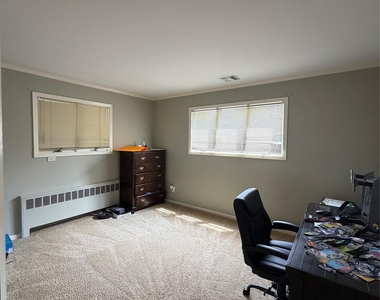3 Deeringwood Lane - Photo Thumbnail 14