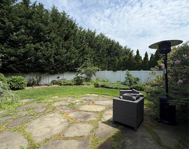 3 Deeringwood Lane - Photo Thumbnail 22