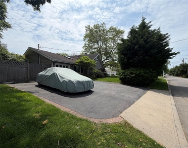 3 Deeringwood Lane - Photo Thumbnail 23