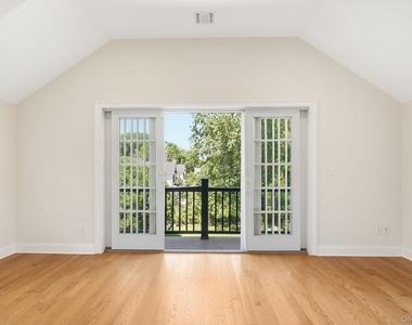 228 Central Avenue - Photo Thumbnail 9