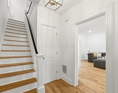 1415 Park Avenue - Photo Thumbnail 3