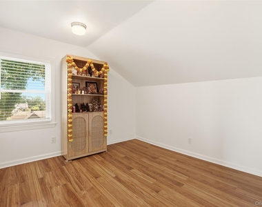 1415 Park Avenue - Photo Thumbnail 21