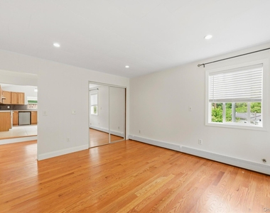 159 Ressique Street - Photo Thumbnail 12