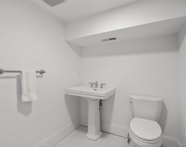 22 Vanderburgh Avenue - Photo Thumbnail 27