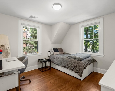 22 Vanderburgh Avenue - Photo Thumbnail 20