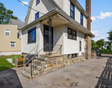 217 Soundview Avenue - Photo Thumbnail 23