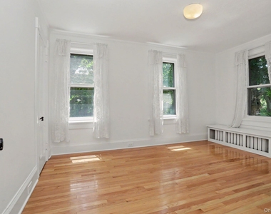 71 Grand Street - Photo Thumbnail 20