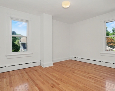 71 Grand Street - Photo Thumbnail 22
