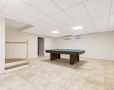 5 Paddock Road - Photo Thumbnail 14