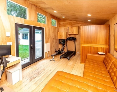 1 Blooms Corners Road - Photo Thumbnail 19