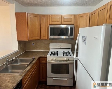 418 Edpas Road - Photo Thumbnail 4