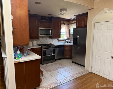 118 Swarthmore Terrace - Photo Thumbnail 15