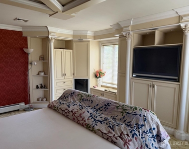 118 Swarthmore Terrace - Photo Thumbnail 4