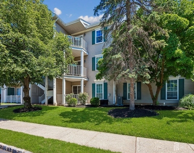 12 Clay Street - Photo Thumbnail 17
