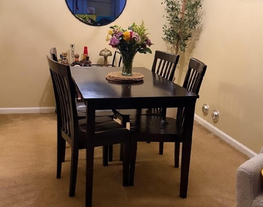 1216 Dogwood Court - Photo Thumbnail 14