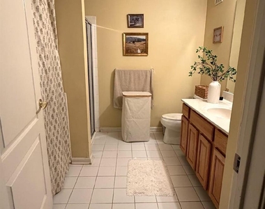 1216 Dogwood Court - Photo Thumbnail 12
