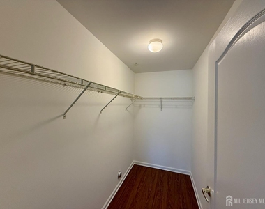 1315 Fernwood Court - Photo Thumbnail 11