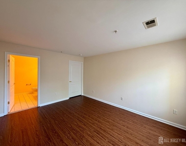 1315 Fernwood Court - Photo Thumbnail 8
