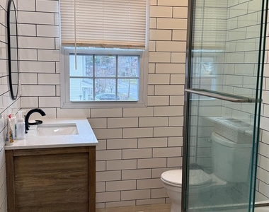 25 Mountain Avenue - Photo Thumbnail 13