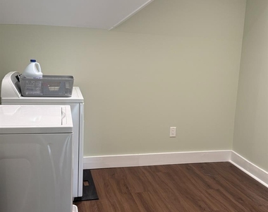 25 Mountain Avenue - Photo Thumbnail 5