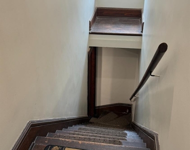25 Mountain Avenue - Photo Thumbnail 6