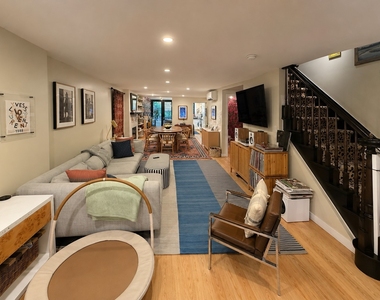 386 Sackett Street - Photo Thumbnail 3