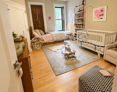 386 Sackett Street - Photo Thumbnail 14