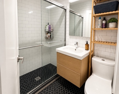 386 Sackett Street - Photo Thumbnail 16