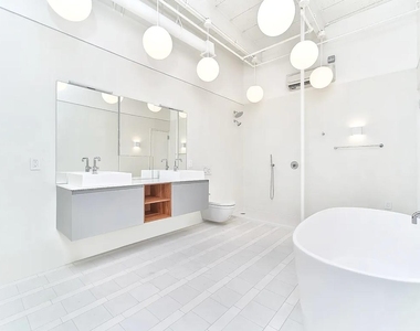 237 Madison Avenue - Photo Thumbnail 5