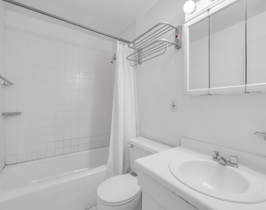 7 E 35th Street - Photo Thumbnail 8