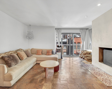 7 E 35th Street - Photo Thumbnail 5