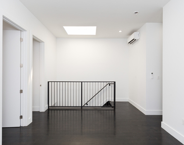 1446 Flatbush Ave - Photo Thumbnail 10