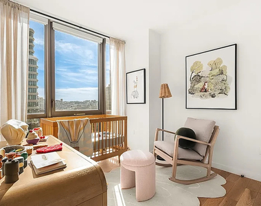 395 Carroll St 11231 - Photo Thumbnail 7