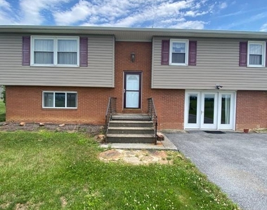 39 Timothy Drive - Photo Thumbnail 3