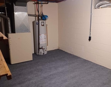 220 E Whitlock Avenue - Photo Thumbnail 8