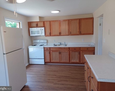 220 E Whitlock Avenue - Photo Thumbnail 1