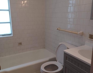 220 E Whitlock Avenue - Photo Thumbnail 6