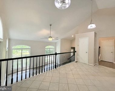 70 Dorothy Lane - Photo Thumbnail 16