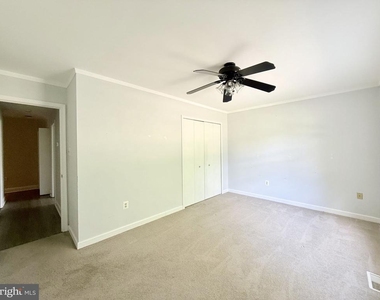 70 Dorothy Lane - Photo Thumbnail 25