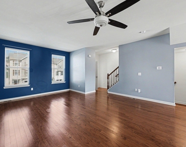 1428 Hudgins Farm Circle - Photo Thumbnail 6