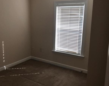 8010 Duck Pond Terrace - Photo Thumbnail 10