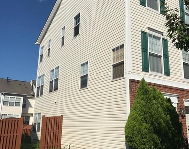 8010 Duck Pond Terrace - Photo Thumbnail 1