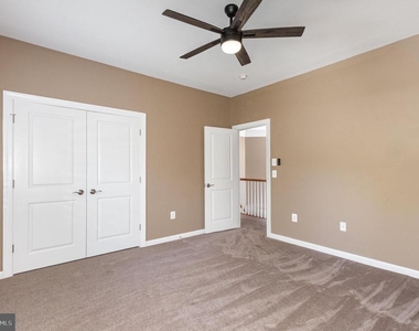 2114 Jellico Court - Photo Thumbnail 24
