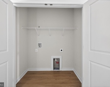 1601 Grove Chestnut Road - Photo Thumbnail 27