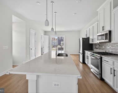 1601 Grove Chestnut Road - Photo Thumbnail 17