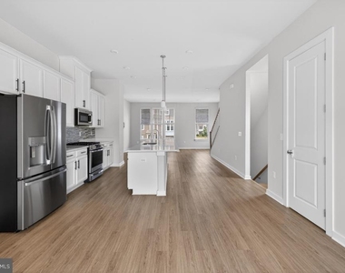 1601 Grove Chestnut Road - Photo Thumbnail 14
