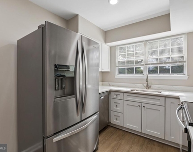 2789 Bordeaux Place - Photo Thumbnail 7