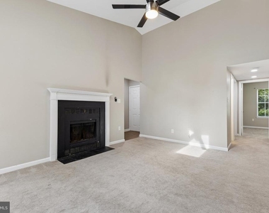 2789 Bordeaux Place - Photo Thumbnail 3