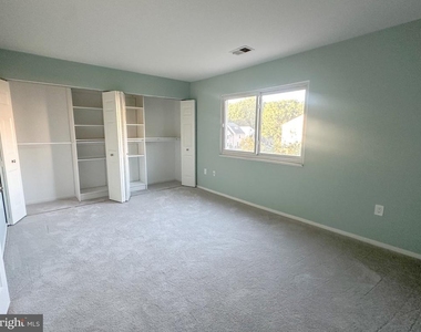 3451 Caledonia Circle - Photo Thumbnail 11